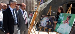 Sivas’ta karma resim sergisi açıldı